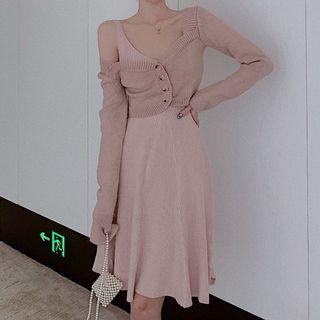 Sweetheart-neckline Cropped Cardigan / Ribbed Knit Tank Dress
