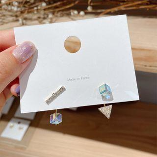 Geometric Rhinestone Asymmetrical Earring 1 Pc - Gold - One Size