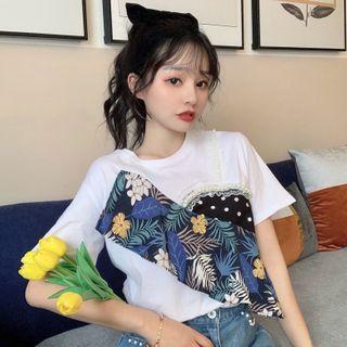 Mock Two-piece Short-sleeve Floral Panel T-shirt