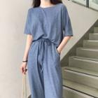 Set: Plain Loose-fit Short-sleeve T-shirt + Pants Blue - One Size