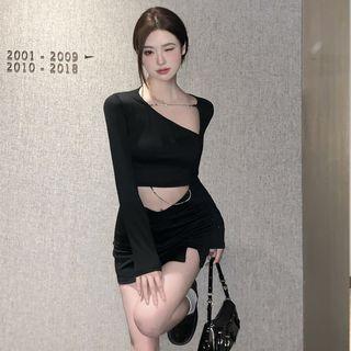 Irregular Chain Cropped T-shirt / Mini Pencil Skirt