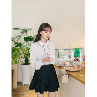 Inset Tie Crochet-piped Blouse