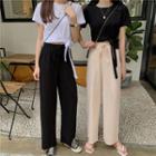 Short-sleeve Tie-hem Cropped T-shirt / Drawstring-waist Straight-cut Pants