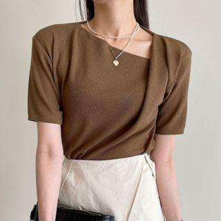 Plain Asymmetrical Short Sleeve Knitted Top
