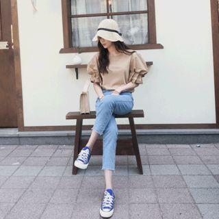 Pintuck-detail Puff-sleeve Top