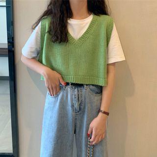 Short-sleeve T-shirt / Knit Vest
