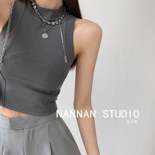 Patchwork Mock-neck Crop Tank Top