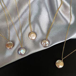 Irregular Freshwater Pearl Pendant Necklace