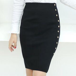 Buttoned Knit Skirt