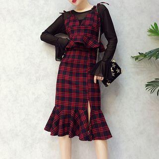 Set : Long-sleeve T-shirt + Plaid Spaghetti Strap Top + Midi Skirt