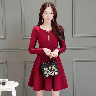 Tasseled Long-sleeve A-line Dress