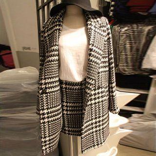 Set: Houndstooth Buttoned Coat + Mini Skirt