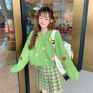 Floral Detail Sweater / Pleated Skorts