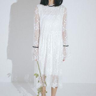 Lace Long-sleeve Midi Shift Dress White - One Size