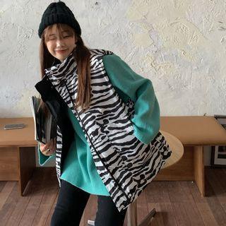 Plain Loose-fit Sweater / Zebra Print Vest