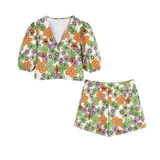 Short-sleeve Floral Print Crop Top / Shorts / Set