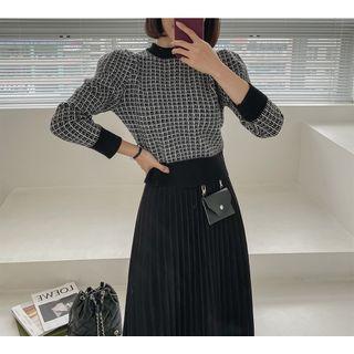 Set: Puff-sleeve Knit Top + Long Pleated Skirt With Pouch Black - One Size