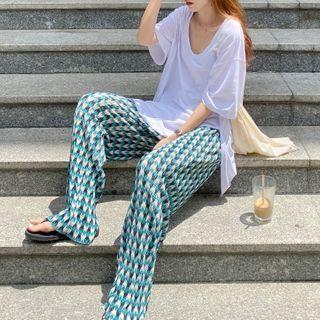 Side-slit Oversize Elbow-sleeve T-shirt / Printed Wide-leg Pants