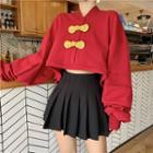 Frog Buttoned Cropped Sweatshirt / A-line Mini Pleated Skirt