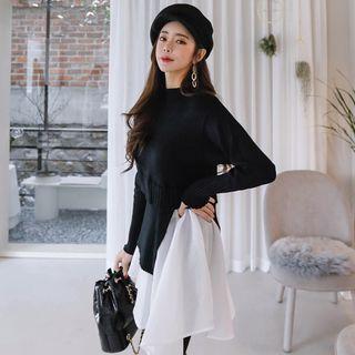 Mock-neck Ruffle-layered Knit Top One Size