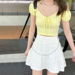 Off-shoulder Halter Plain Tie-strap T-shirt / Chain Ripped Denim A-line Skirt