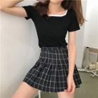 Short-sleeve Square-neck T-shirt / Plaid Pleated Skirt