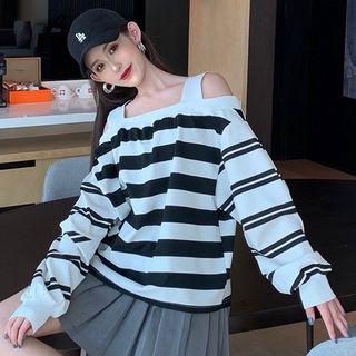 Off-shoulder Striped Sweatshirt
