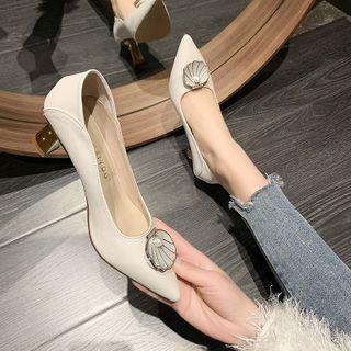 Pointed Fan Detail Block Heel Pumps