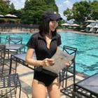 Collared Split-neck Short-sleeve Swimsuit