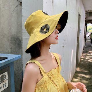 Embroidered Daisy Sun Hat