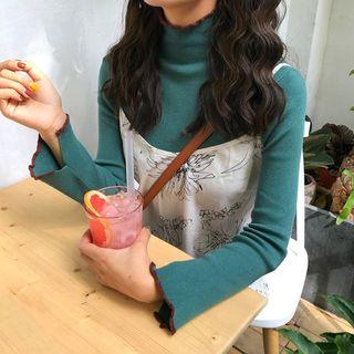 Color-block Frilled Long-sleeve Slim-fit Knit Top