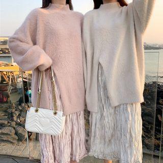 Split Hem Sweater / Midi Crinkle H-line Skirt