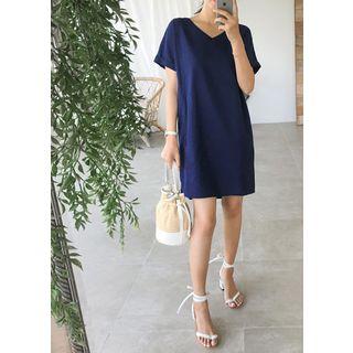 Plus Size - Short-sleeved Linen Shift Dress