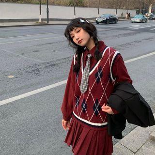 Argyle Sweater Vest / Long-sleeve Mini Shirtdress