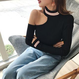 Cutout Contrast-trim Knit Top