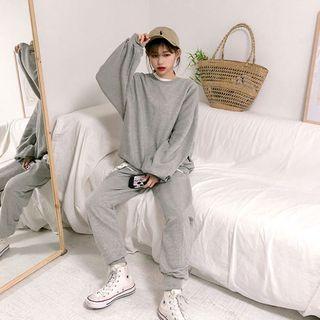 Set: Oversized Sweatshirt + Baggy Sweatpants
