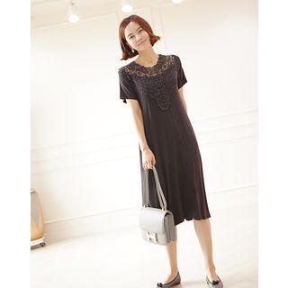 Lace-yoke Midi T-shirt Dress