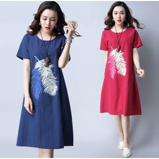 Feather Print Short Sleeve Midi T-shirt Dress