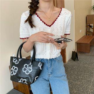 Short-sleeve V-neck Perforated Knit Top