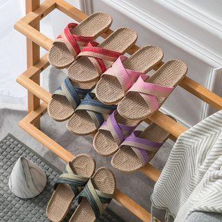 Two-tone Crisscross Slippers