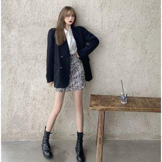 Pocket Detail Shirt / Zebra Print Straight-fit Skirt / Double-breasted Blazer