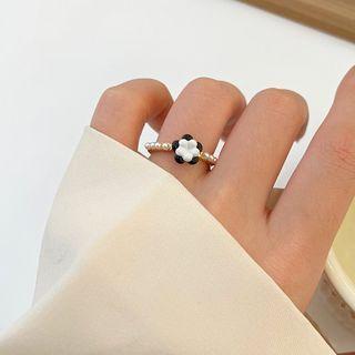 Faux Pearl Flower Ring Black & White - One Size
