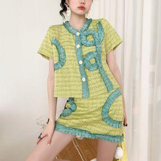 Set: Short-sleeve Plaid Ruffle Blouse + Mini Pencil Skirt