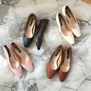 Chunky Heel Square-toe Croc Print Pumps
