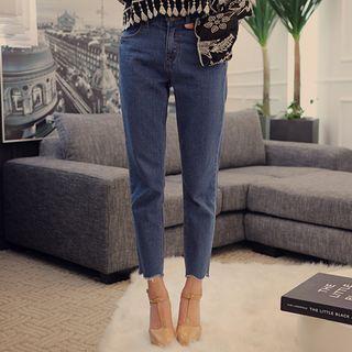 Fray-hem Tapered Jeans