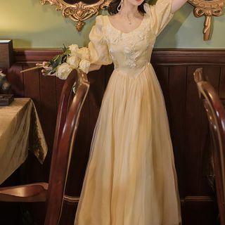 Puff-sleeve Floral Applique Mesh Overlay Maxi A-line Dress