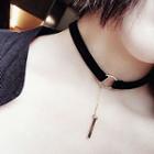 Bar Pendant Choker