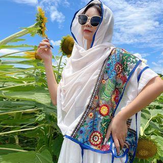 Flower Tassel Shawl