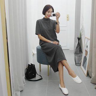 Mock-neck Short-sleeve Long Dress