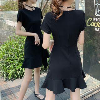 Short-sleeve Plain Crew-neck Ruffled High-waist Mini Dress